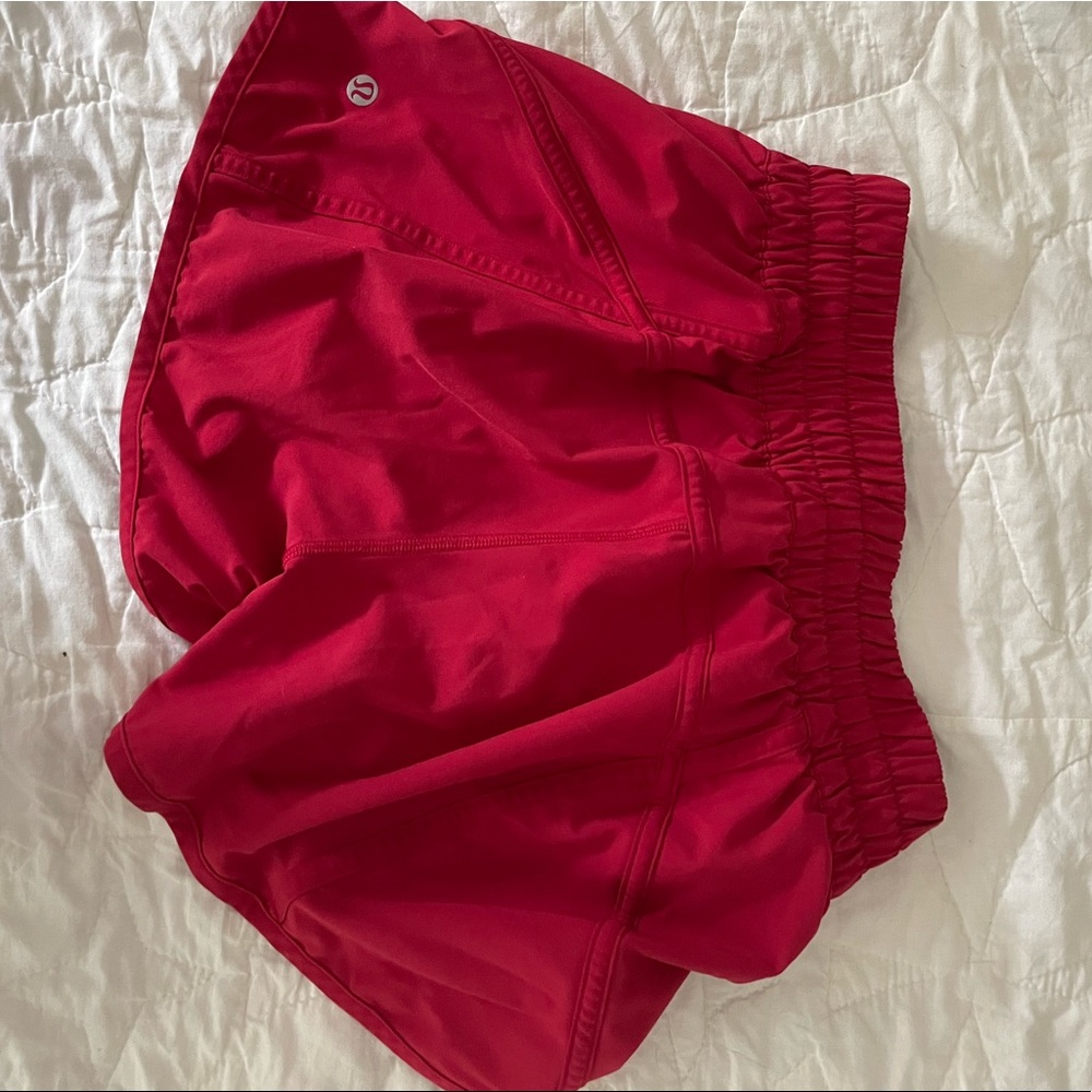 Lululemon tracker shorts